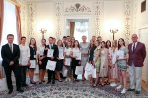 Pierwsza Dama: Edukacja jest najlepszą inwestycją we wzmacnianie pozycji polskiej mniejszości narodowej