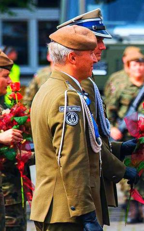 Odpowiedzią na zagrożenia bezpieczeństwa jest rozbudowa i wzmacnianie Wojska Polskiego